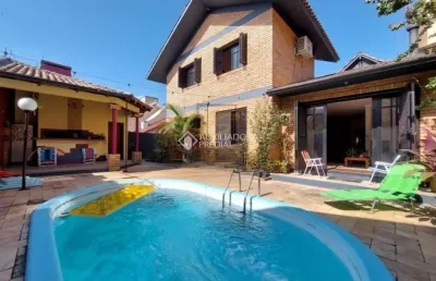 Casa com 3 quartos à venda na rua bento tavares da silva, 48, cristo rei, são leopoldo, 223 m2 por r$ 690.000