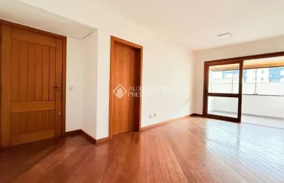 Apartamento com 2 quartos à venda na rua honório silveira dias, 873, são joão, porto alegre, 98 m2 por r$ 700.000