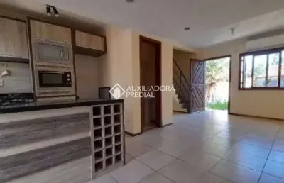 Casa com 2 quartos à venda na rua padre valerio alberton, 70, hípica, porto alegre, 67 m2 por r$ 294.900