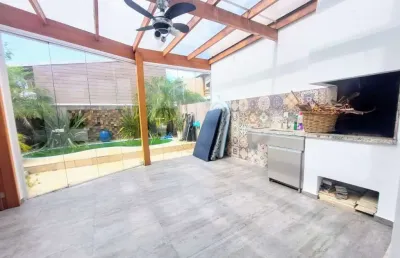 Casa em condomínio fechado com 3 quartos à venda na rua irany de oliveira sant'anna, 160, hípica, porto alegre, 142 m2 por r$ 729.900