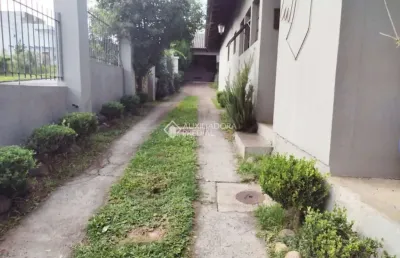 Casa com 3 quartos à venda na rua edemilson santos silva, 10, espírito santo, porto alegre, 136 m2 por r$ 680.000