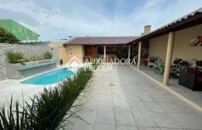 Casa com 3 quartos à venda na rua doutora noemi valle rocha, 165, serraria, porto alegre, 299 m2 por r$ 807.900