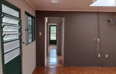 Casa com 2 quartos à venda na rua antônio rocha meirelles leite, 2491, restinga, porto alegre, 80 m2 por r$ 220.000