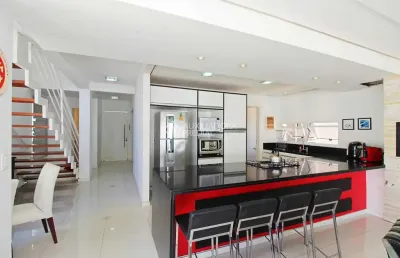 Casa com 3 quartos à venda na rua eroni soares machado, 74, hípica, porto alegre, 230 m2 por r$ 799.000