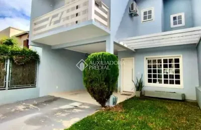 Casa com 3 quartos à venda na rua felipe arísio, 96, hípica, porto alegre, 168 m2 por r$ 769.000