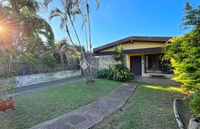 Casa com 3 quartos à venda na avenida imperial, 422, ipanema, porto alegre, 135 m2 por r$ 630.000