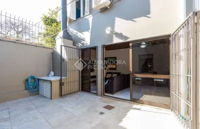 Casa em condomínio fechado com 4 quartos à venda na acesso nelson silva, 39, vila nova, porto alegre, 170 m2 por r$ 470.000