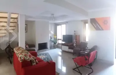 Casa em condomínio fechado com 3 quartos à venda na rua carlos maximiliano fayet, 210, hípica, porto alegre, 148 m2 por r$ 595.000