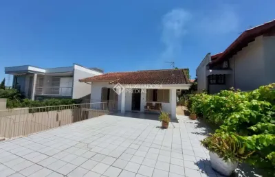Casa com 3 quartos à venda na rua alfredo ebert, 460, petrópolis, novo hamburgo, 196 m2 por r$ 540.000