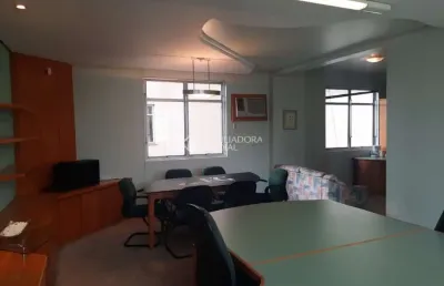 Sala comercial à venda na avenida nações unidas, 2390, centro, novo hamburgo, 51 m2 por r$ 179.700