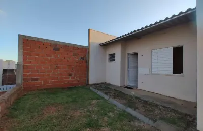 Casa com 2 quartos à venda na rua das araucárias, 983, boa saúde, novo hamburgo, 51 m2 por r$ 239.000
