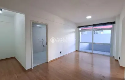Apartamento com 2 quartos à venda na rua júlio de castilhos, 22, centro, novo hamburgo, 72 m2 por r$ 290.000