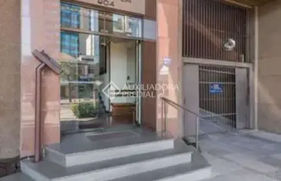 Sala comercial à venda na avenida benjamin constant, 904, são joão, porto alegre, 39 m2 por r$ 400.000