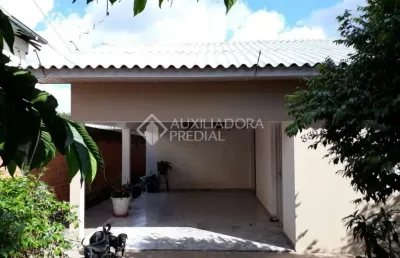 Casa em condomínio fechado com 3 quartos à venda na rua marte, 330, boa saúde, novo hamburgo, 174 m2 por r$ 400.000