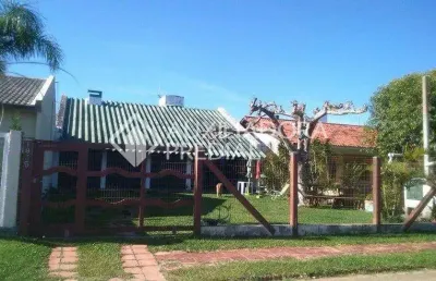 Casa em condomínio fechado com 3 quartos à venda na governador ernesto dorneles, 1935, zona nova, tramandaí, 171 m2 por r$ 380.000