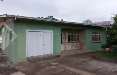 Casa em condomínio fechado com 2 quartos à venda na rua doutor sarmento barata, 231, belém velho, porto alegre, 270 m2 por r$ 800.000