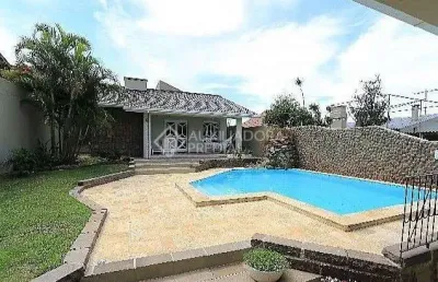 Casa com 4 quartos à venda na rua brasil, 111, primavera, novo hamburgo, 444 m2 por r$ 1.320.000