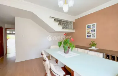 Casa com 3 quartos à venda na avenida da azenha, 1525, azenha, porto alegre, 300 m2 por r$ 997.000