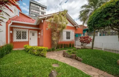 Casa com 3 quartos à venda na travessa antilhas, 64, jardim lindóia, porto alegre, 300 m2 por r$ 1.380.000