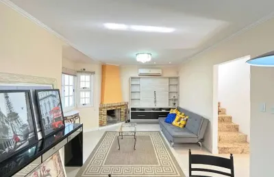 Casa com 3 quartos à venda na avenida josé corrêa da silva, 458, cavalhada, porto alegre, 119 m2 por r$ 690.000