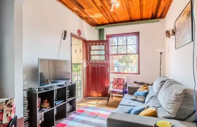 Casa em condomínio fechado com 2 quartos à venda na rua cangussu, 614, nonoai, porto alegre, 180 m2 por r$ 450.000