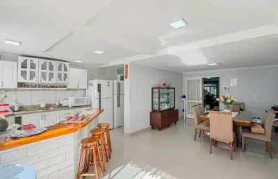Casa com 4 quartos à venda na rua henrique scliar, 16, jardim itu sabará, porto alegre, 233 m2 por r$ 950.000