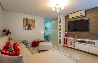 Casa com 3 quartos à venda na avenida professor paula soares, 1891, jardim itu sabará, porto alegre, 189 m2 por r$ 595.000