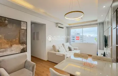 Apartamento com 2 quartos à venda na rua livramento, 525, santana, porto alegre, 63 m2 por r$ 670.000