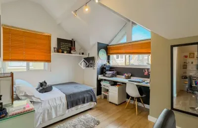 Casa em condomínio fechado com 4 quartos à venda na avenida willy eugênio fleck, 1500, sarandi, porto alegre, 156 m2 por r$ 950.000