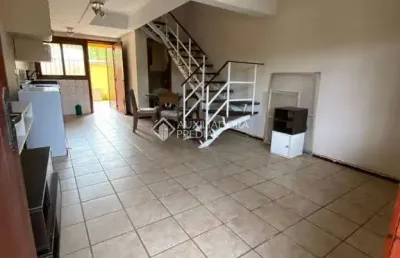 Casa com 3 quartos à venda na rua luiz fontoura júnior, 88, jardim itu sabará, porto alegre, 107 m2 por r$ 399.900