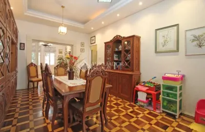 Casa em condomínio fechado com 3 quartos à venda na rua comendador coruja, 359, floresta, porto alegre, 370 m2 por r$ 1.655.000