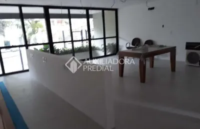 Sala comercial à venda na rua marcelo gama, 1215, auxiliadora, porto alegre, 56 m2 por r$ 510.326