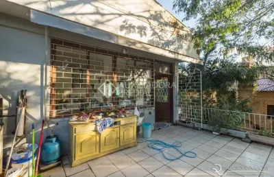 Casa em condomínio fechado com 5 quartos à venda na rua joão berutti, 324, chácara das pedras, porto alegre, 352 m2 por r$ 1.500.000