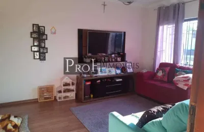 Sobrado 3 dormitórios sendo 1 suíte – r$ 750.000,00