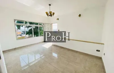 Casa com 3 quartos para alugar no Piraporinha, Diadema 