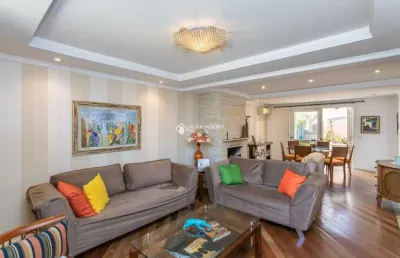 Casa em condomínio fechado com 4 quartos à venda na rua pasteur, 570, ipanema, porto alegre, 344 m2 por r$ 999.000