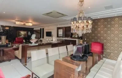 Casa em condomínio fechado com 4 quartos à venda na rua attílio bilibio, 120, jardim carvalho, porto alegre, 446 m2 por r$ 2.500.000