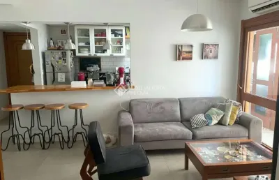 Apartamento com 3 quartos à venda na rua visconde do herval, 500, menino deus, porto alegre, 100 m2 por r$ 990.000