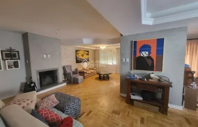 Casa com 3 quartos à venda na rua professor fernando carneiro, 240, três figueiras, porto alegre, 290 m2 por r$ 1.800.000
