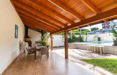 Casa com 3 quartos à venda na rua doutor lucidoro brito, 130, santa tereza, porto alegre, 280 m2 por r$ 900.000