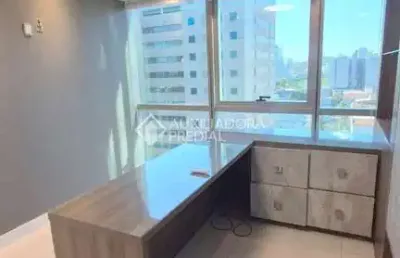 Sala comercial à venda na avenida ipiranga, 40, praia de belas, porto alegre, 30 m2 por r$ 359.000