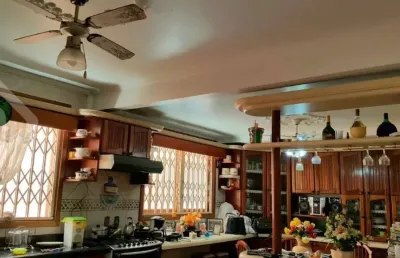 Casa em condomínio fechado com 4 quartos à venda na rua rezende costa, 144, sarandi, porto alegre, 290 m2 por r$ 852.000