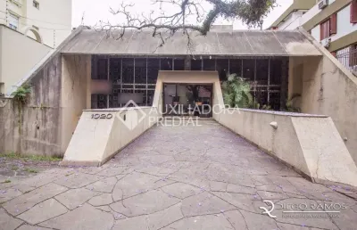 Casa em condomínio fechado com 3 quartos à venda na rua pedro chaves barcelos, 1020, auxiliadora, porto alegre, 278 m2 por r$ 1.500.000