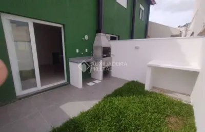 Casa com 2 quartos à venda na rua manoel fernandes, 254, guarujá, porto alegre, 92 m2 por r$ 365.000