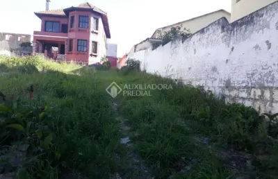 Casa com 4 quartos à venda na avenida niterói, 335, medianeira, porto alegre, 200 m2 por r$ 900.000