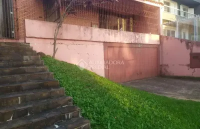 Casa com 3 quartos à venda na rua dona gabriela, 276, menino deus, porto alegre, 200 m2 por r$ 1.250.000