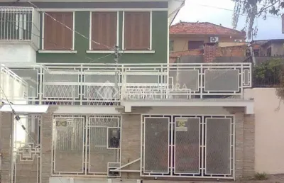 Casa com 2 quartos à venda na rua nunes, 35, medianeira, porto alegre, 57 m2 por r$ 470.000