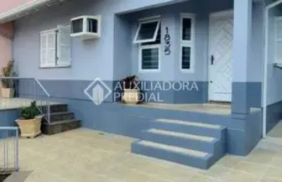 Casa com 2 quartos à venda na avenida doutor mário sperb, 1835, rio branco, são leopoldo, 158 m2 por r$ 639.000