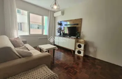 Apartamento com 2 quartos à venda na rua osvaldo aranha, 730, centro, são leopoldo, 62 m2 por r$ 319.150