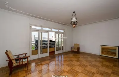 Apartamento com 3 quartos à venda na avenida independência, 98, independência, porto alegre, 170 m2 por r$ 680.000